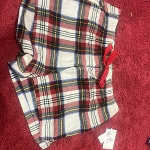 Old Navy- Plaid red pajama shorts size medium drawstring